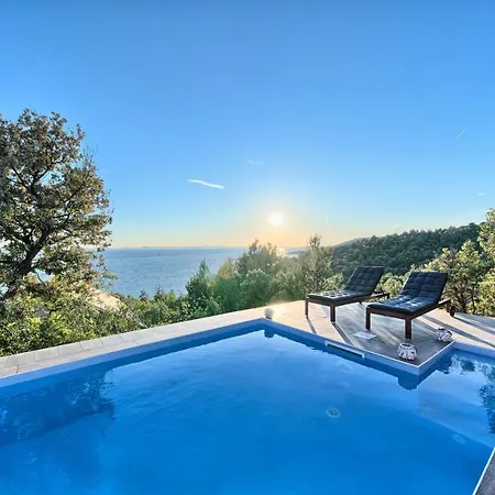 Lux Iv Prázdninový dům