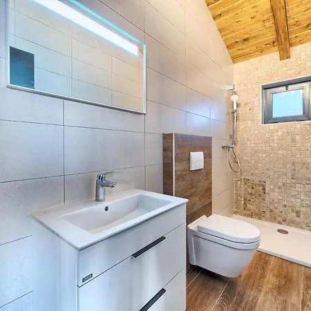 Prázdninový dům Lux Iv *