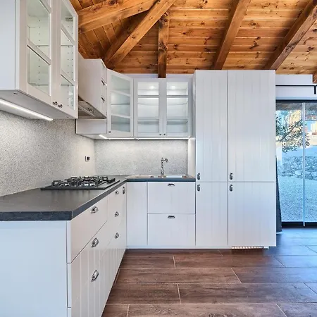 Lux Iv Дом отдыха