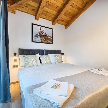 Lux Iv Дом отдыха *